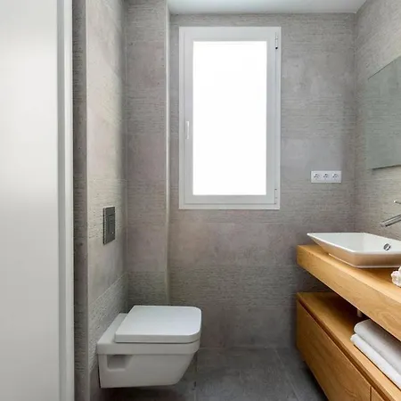 Beautiful In The Heart Of - What'app - 0034-656-619-782 - For Reservations! Apartmán